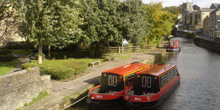 Skipton Canal path 768x384