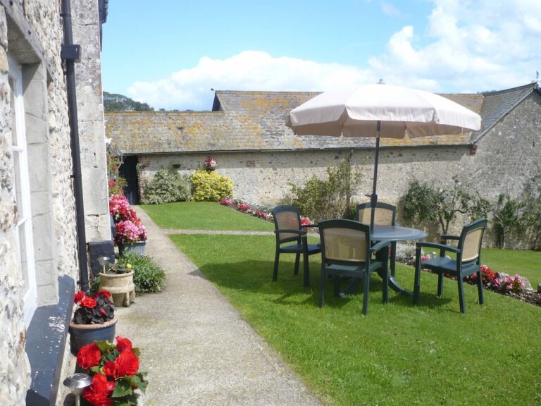 Gatcombe Farm BB 11 2 768x576