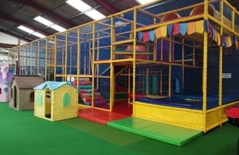 Indoor soft play area 768x497