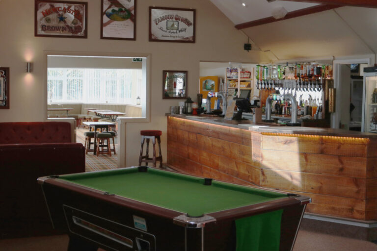 Bar Area 3 768x512