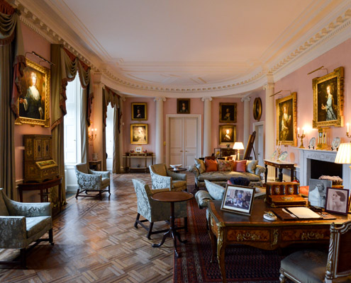 House Gallery 8