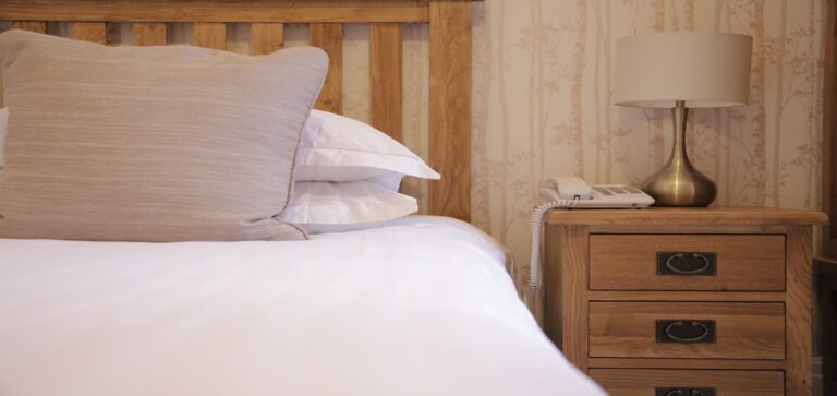 Slide 1 Bed 1 768x363