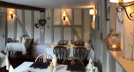 DINING ROOM2