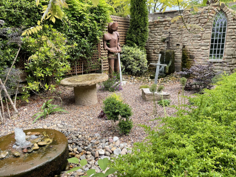Castle Courtyard 1 768x576