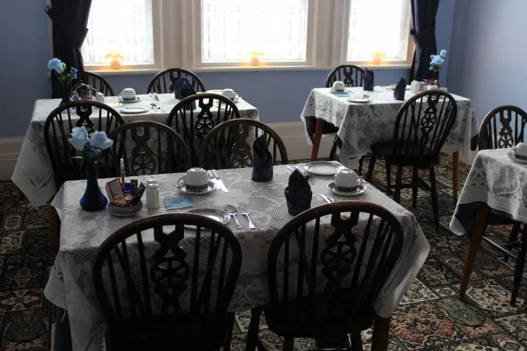 8 1920w.jpg 768x512