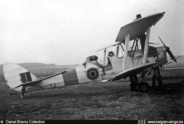 Tiger Moth T02 dbx 01.jpg