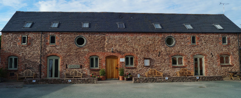 rowton barns ext 768x313