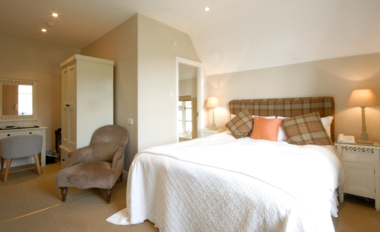 losehill 768x468