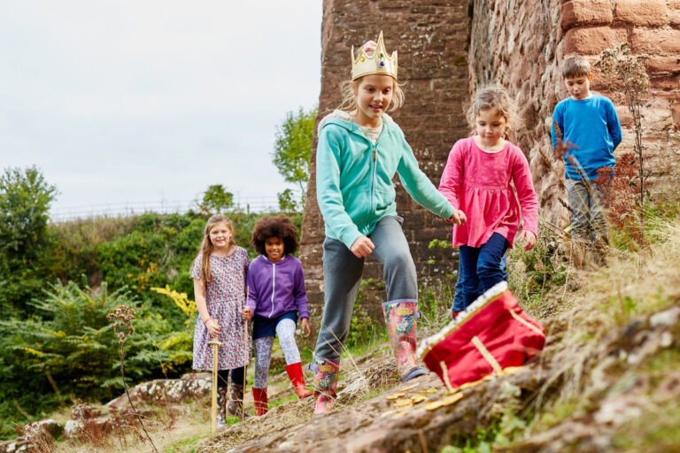Goodrich Castle Children 768x512