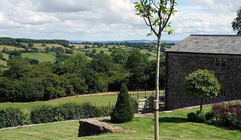 Hayloft042e 93eb165541e6d6632c4282895ca64f08 768x448