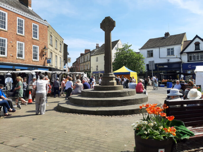 Knaresborough market 2 768x575