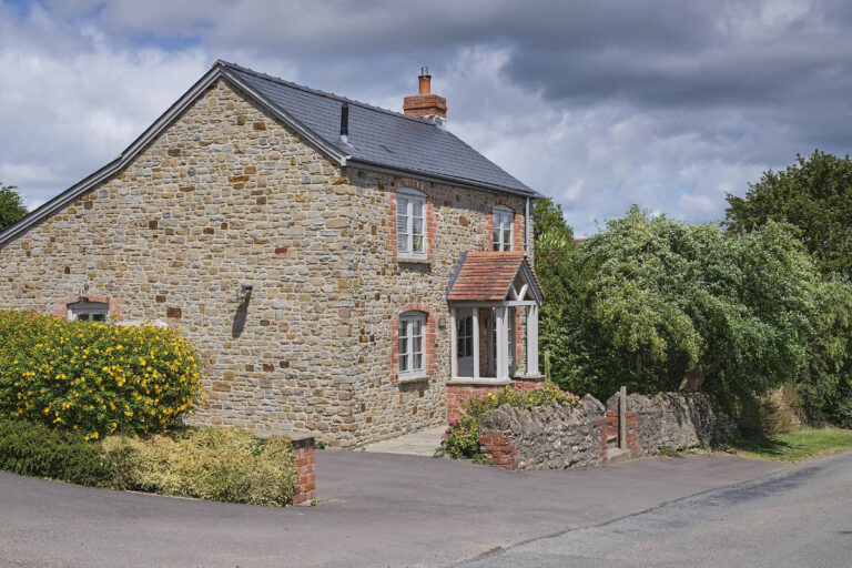 stone cottage709 768x512