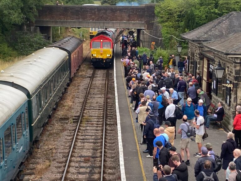 DMU Butterley1 768x576